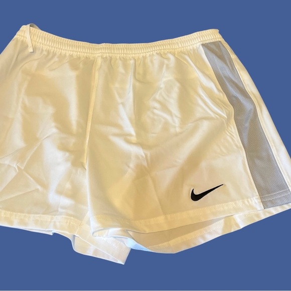 Nike White Athletic Shorts Moisture-Wicking Design - Picture 2 of 8